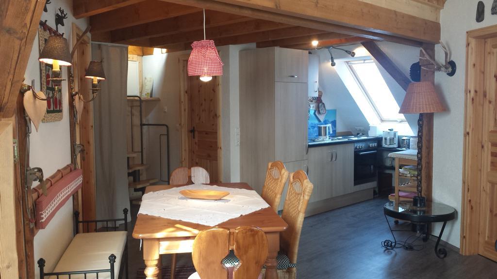 Ferienwohnung Im Kleinen Landhaus ヴィリンゲン エクステリア 写真