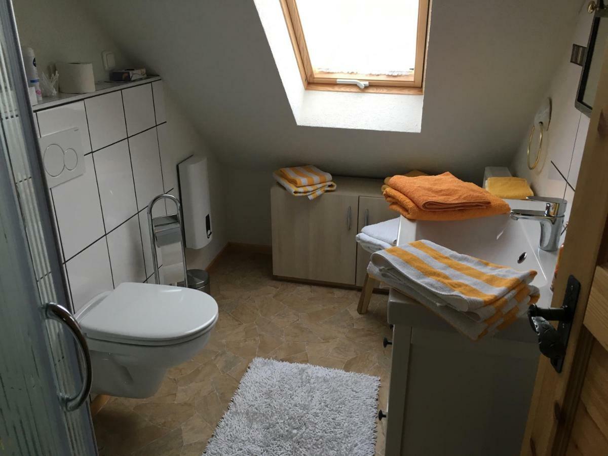 Ferienwohnung Im Kleinen Landhaus ヴィリンゲン エクステリア 写真